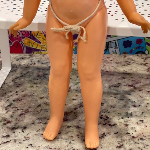 Vintage Ideal Toy Blonde Velvet Crissy 15" Doll Eyes Open/Close - Picture 4 of 10